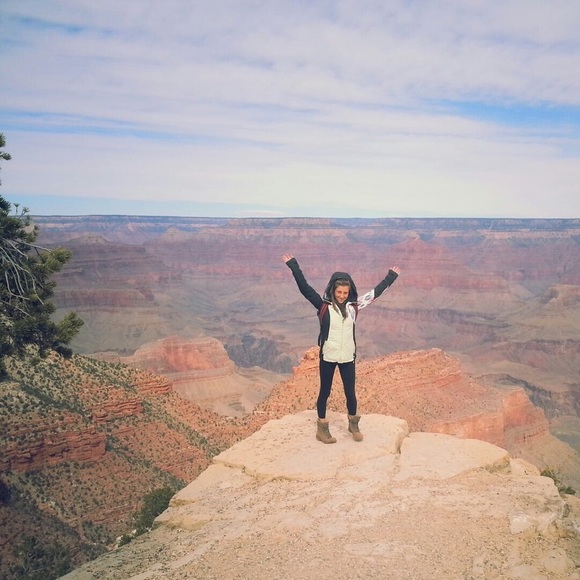 Meet your Posher, Katherine - Picture 2 of 8